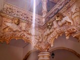 leones
